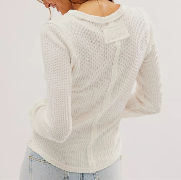 Free People Size Small Long Sleeve Thermal Top Worn 1x Smoke Free Home White - Picture 4 of 4